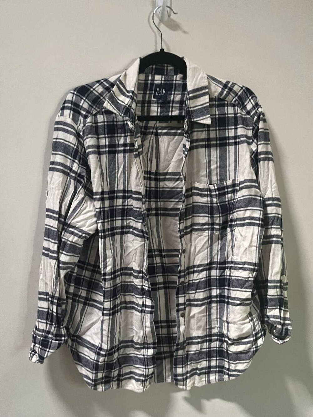 Gap Blue and White Flannel Small